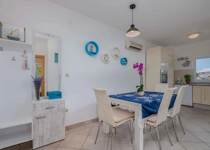 In - Insel Krk 47401 Appartement Vrbnik (Primorje-Gorski Kotar)